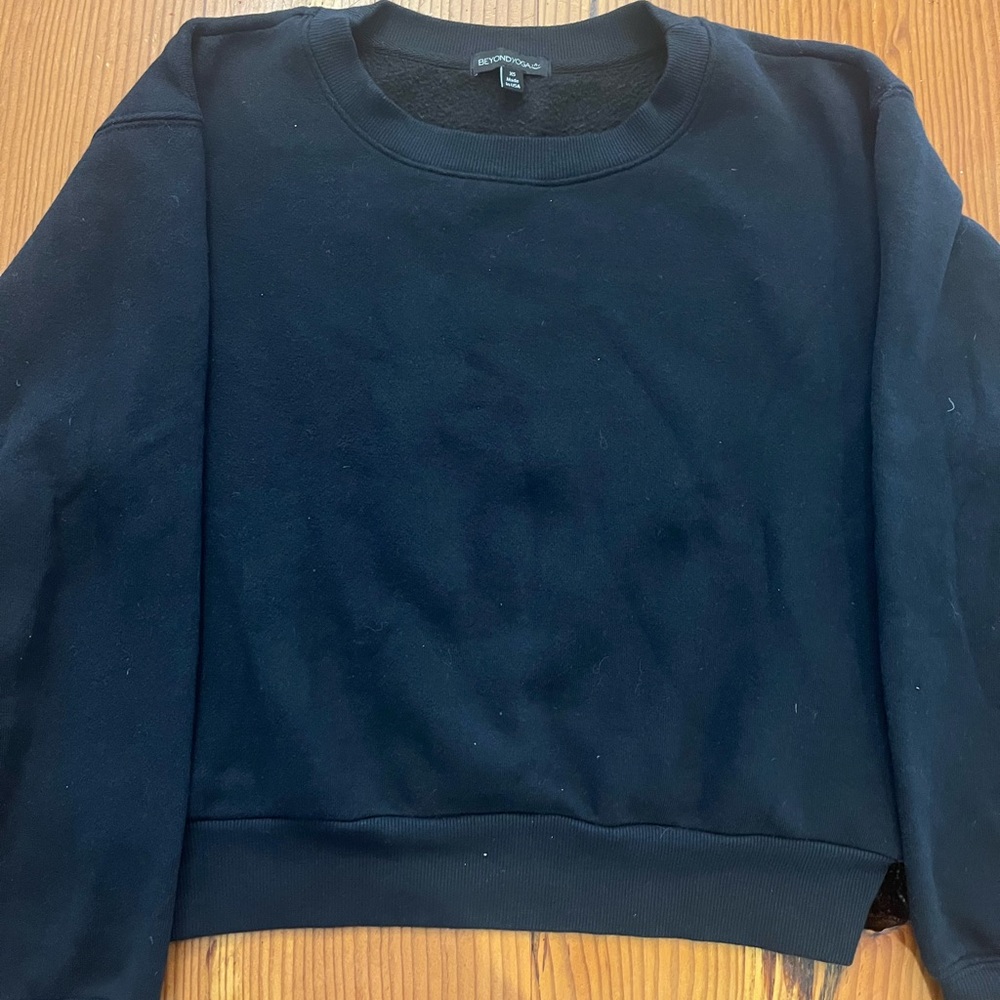 Beyond Yoga Cropped Sweatshirt